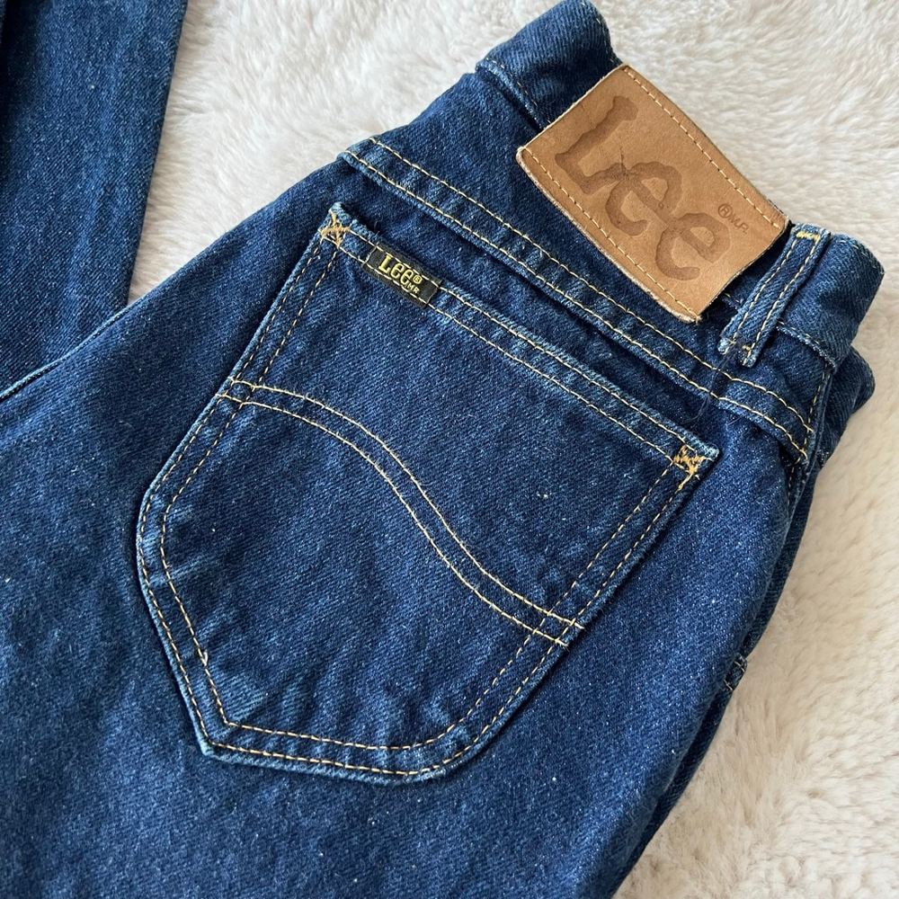 Women's VINTAGE 70s/80s Lee Dark Blue Straight Leg Jeans 26” Made in USA - Picture 2 of 9